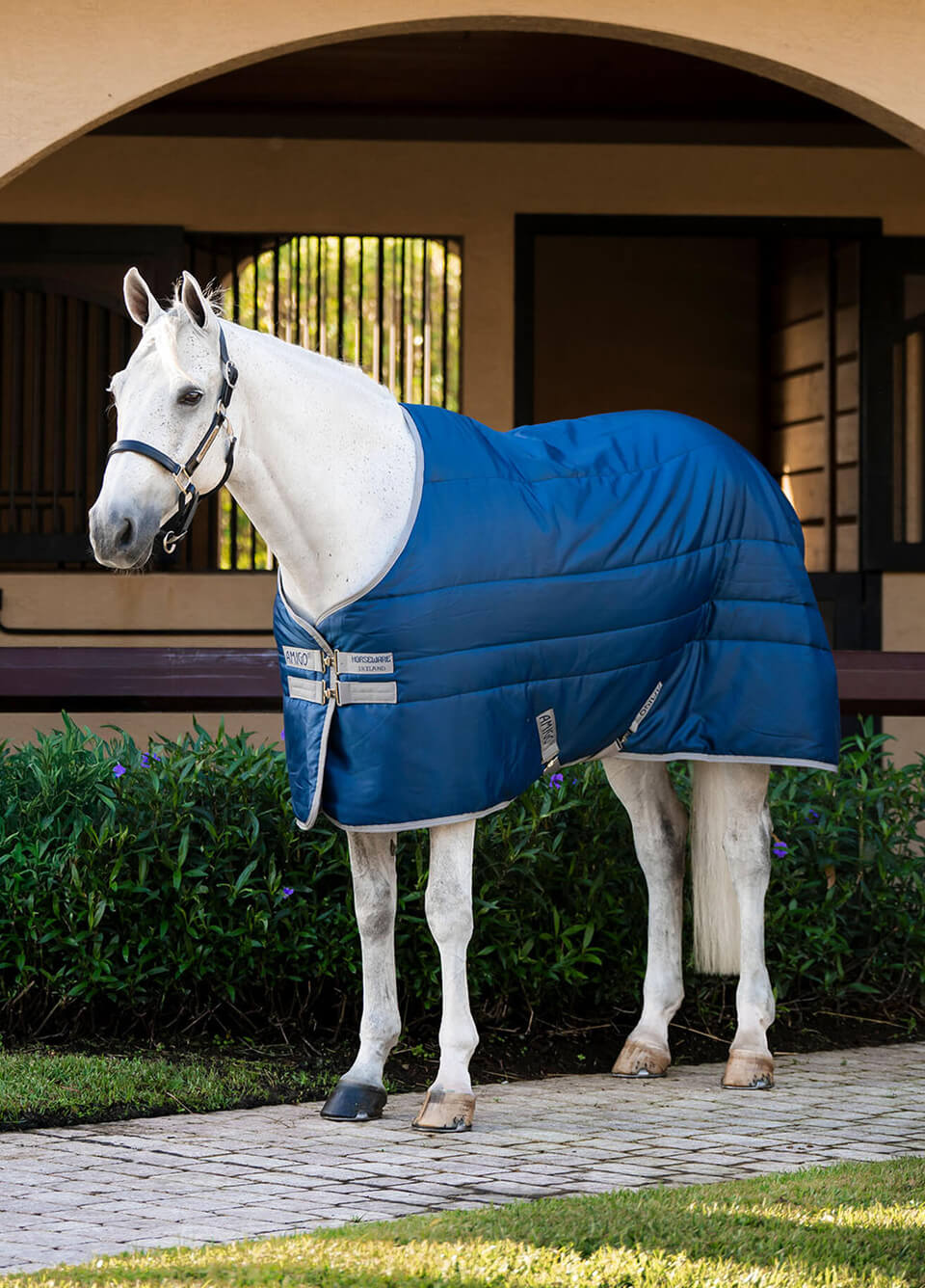 Amigo Ripstop Insulator Stable Rug 50g - Navy/Titanium