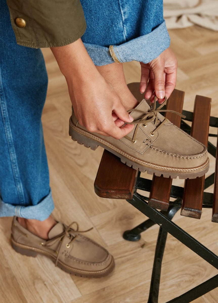 Fairfax & Favor Aldeburgh Deck Shoe - Fawn