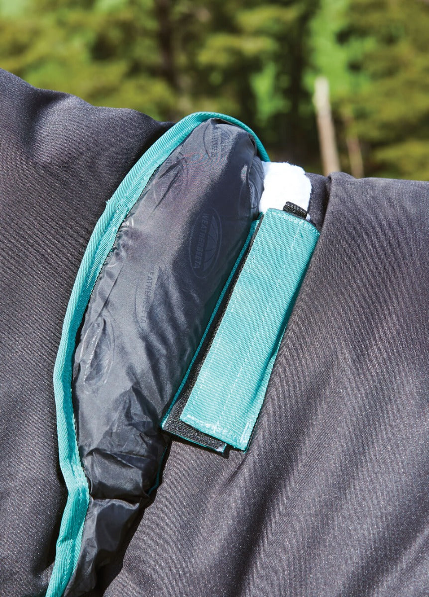 Weatherbeeta Green-Tec 900D Detach-A-Neck Medium Turnout - Black/Bottle Green