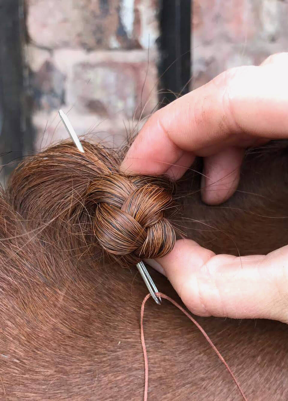 Smart Grooming Flat Wax Plaiting Thread - White