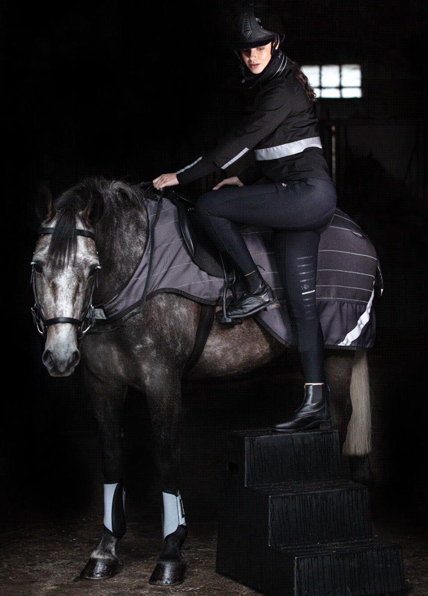 Amigo Reflectech Competition Sheet - Grey/Black