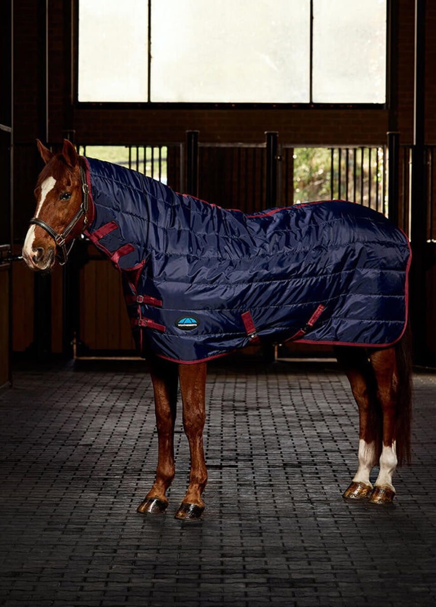 Weatherbeeta ComFITec Channel Quilt 210D Combo Stable 100g - Navy/Burgundy