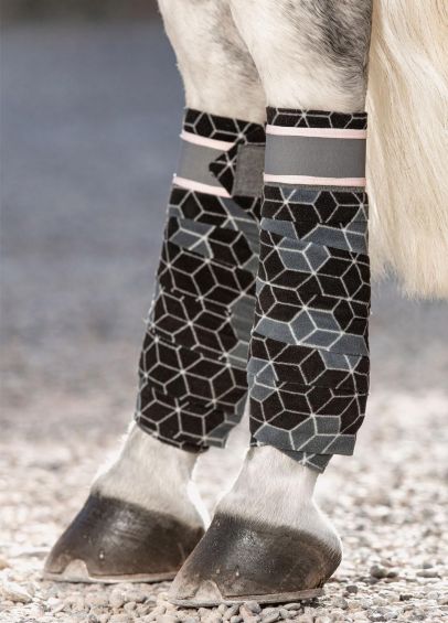 Horseware Fleece Bandages - Hexagon Print